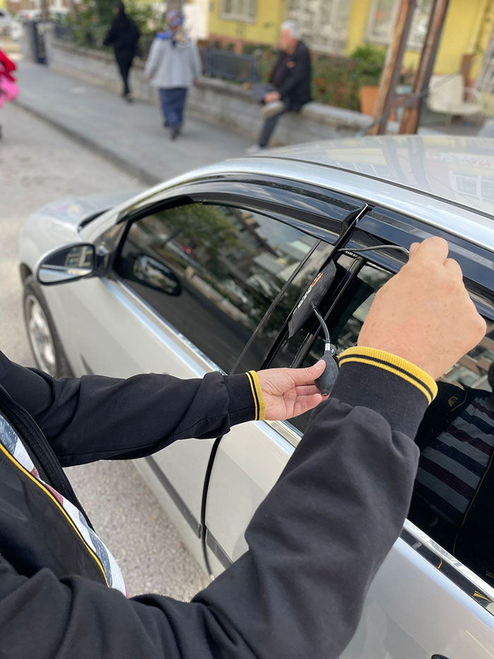 Selçuk Oto Kilitçisi